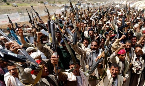 large-الحوثيين+في+اليمن-+جازيته+وطن